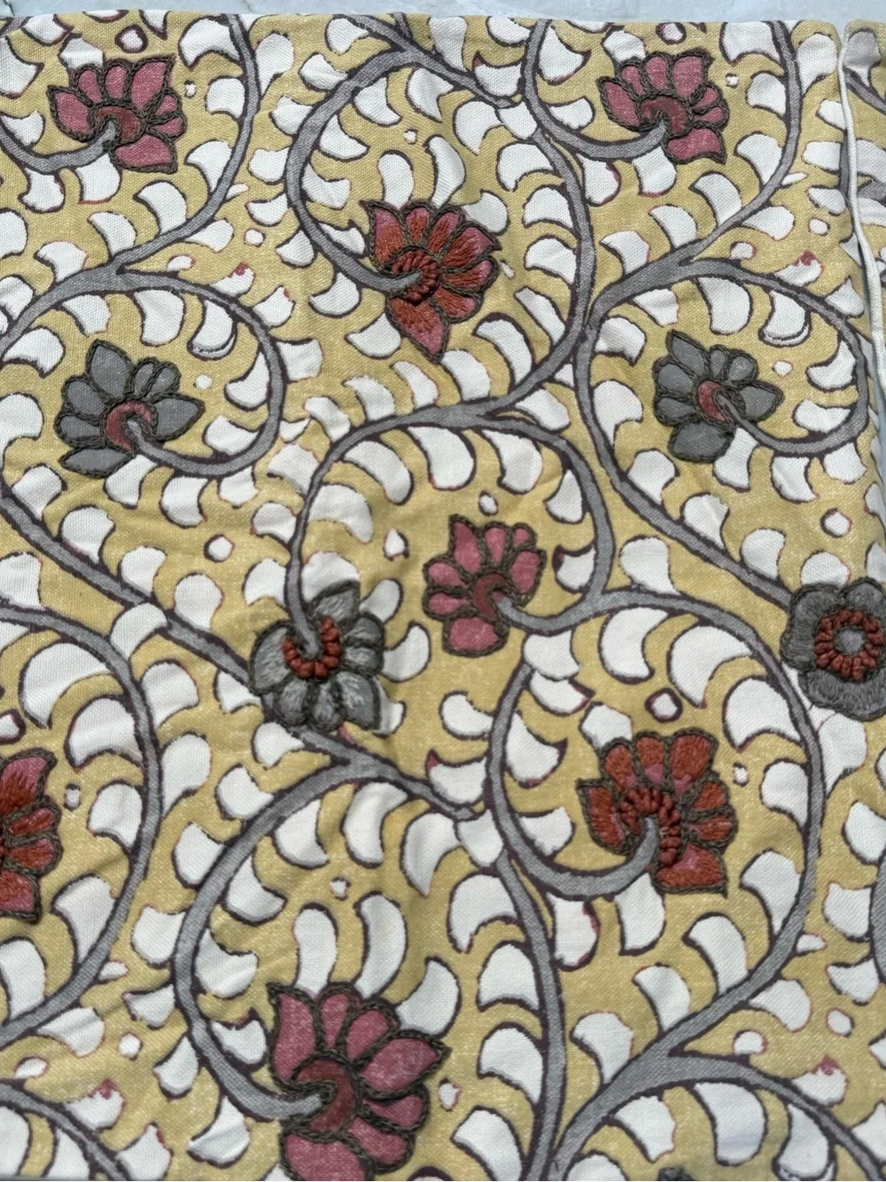 Pottery Barn Geena Medallion EMBROIDERED Pillow Cover Set of Two 20x20